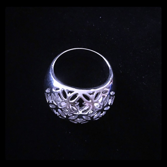 Silver Bubble Cutout Cocktail Ring - Picture 2 of 4